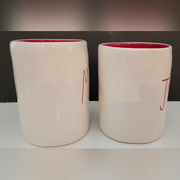 Rae Dunn Christmas Mugs "Jingle & Merry " Artisan Collection By Magneta - Picture 2 of 8